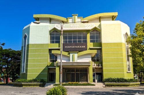 Gedung Perpustakaan UIN Raden Intan Lampung.png